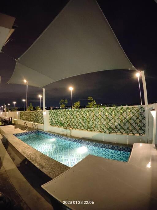 Prima Guest House - Puncak Alam Homestay Mus-Lim Friendly Bandar Puncak Alam Buitenkant foto