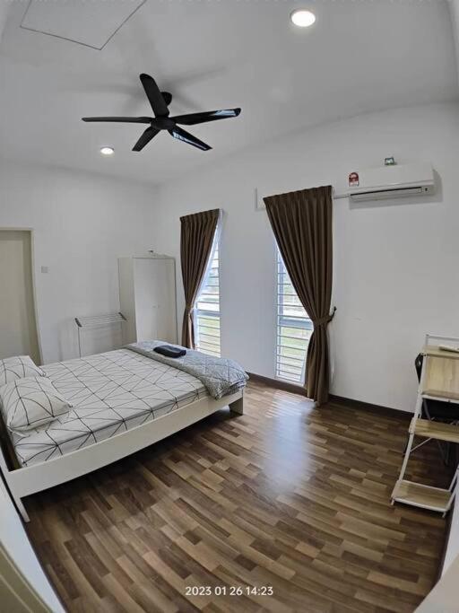 Prima Guest House - Puncak Alam Homestay Mus-Lim Friendly Bandar Puncak Alam Buitenkant foto